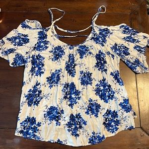 Blue & white cold shoulder with straps torrid Sz 1